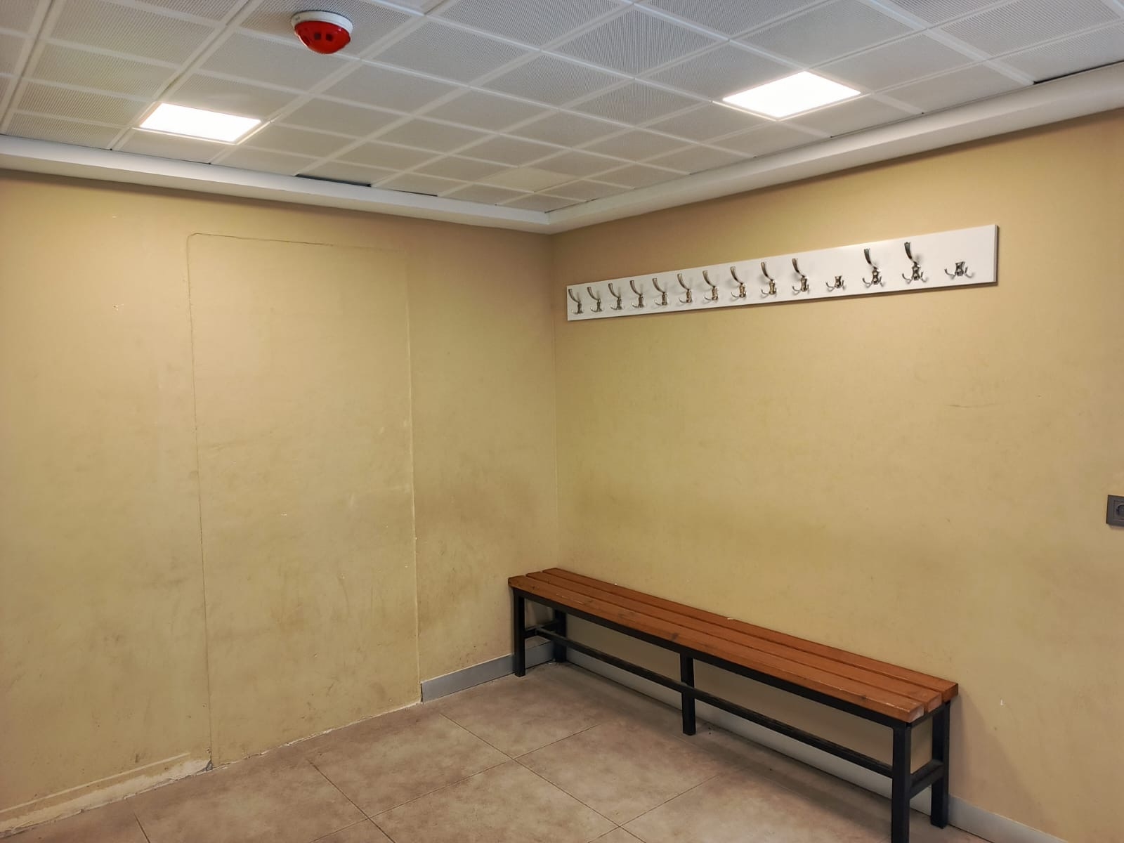 Halısaha soyunma odaları - modern tesis imkanları